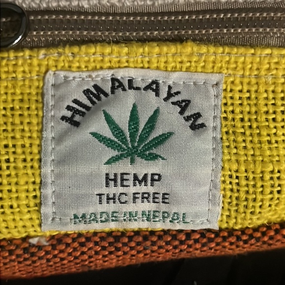 pouch - Picture 2 of 5